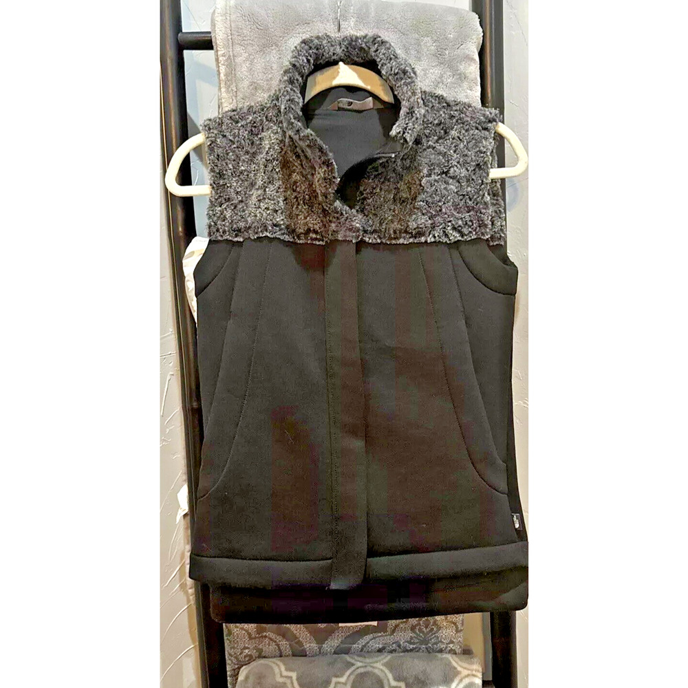 The North Face Ladies Zip Up Vest Size XS